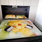 Mobile Tina