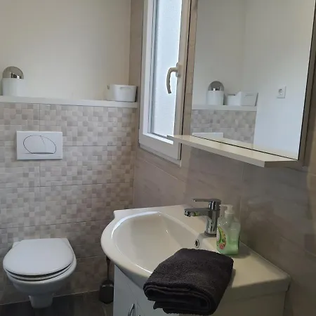 Holiday home Mobile Tina *